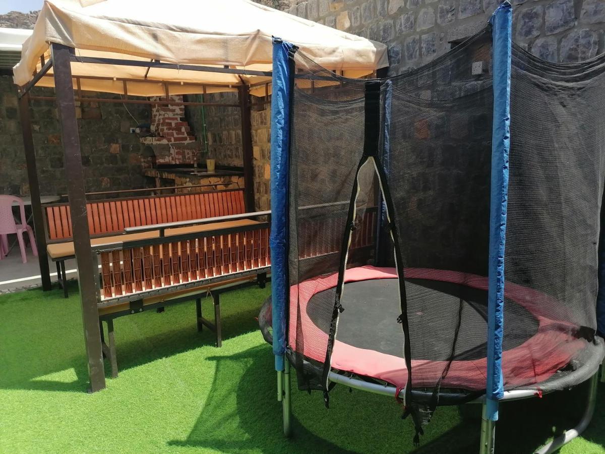 Bayt Alhagar Residance بيت الحجر للضيافة الجبل الأخضر Villa Hayl Yaman Eksteriør billede